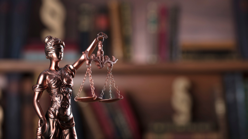 O uso de spywares por ex-namorados é crime cibernético grave, alerta Dr. Jonatas Lucena.