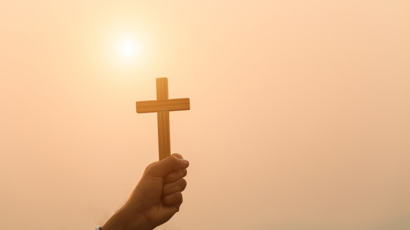 Em meio à hiperconexão, a presença verdadeira evangeliza — afirma Pe. Dr. José Eduardo de Oliveira e Silva.