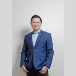 Milton Seigi Hayashi esclarece os riscos e cuidados da harmonização facial.