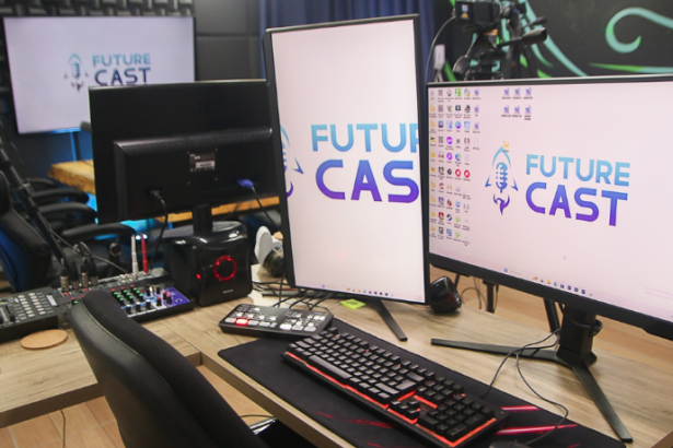 Future Cast TV mostra como o conteúdo multiplataforma transforma a comunicação ao unir vídeo, áudio e redes sociais numa mesma narrativa.