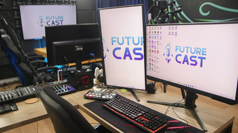 Future Cast TV mostra como o conteúdo multiplataforma transforma a comunicação ao unir vídeo, áudio e redes sociais numa mesma narrativa.