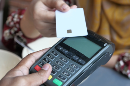 Teciomar Ábila revela os 10 melhores cartões de crédito sem anuidade com cashback em 2025!