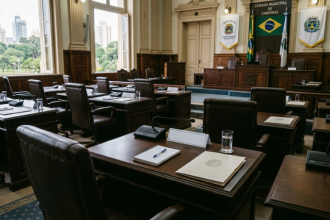 O que muda na Câmara de Campinas após cassação inédita e chegada de novo vereador