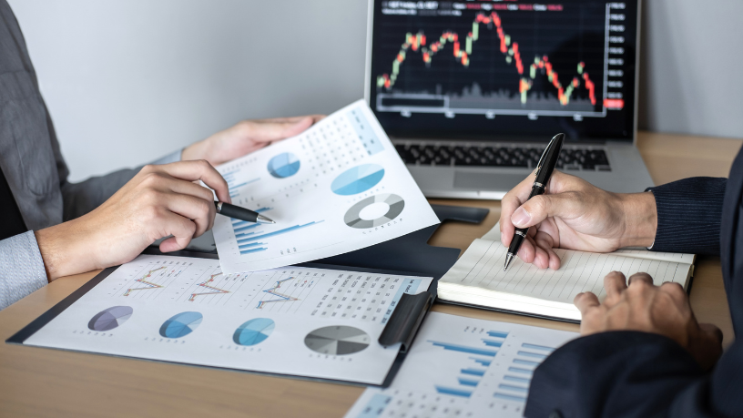 Economia de Campinas enfrenta cautela industrial, mas investimentos e inovação mantêm oportunidades na região