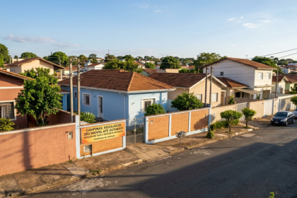Moradores de Campinas têm até outubro para regularizar imóveis e podem economizar com isenção de taxa e desconto na multa